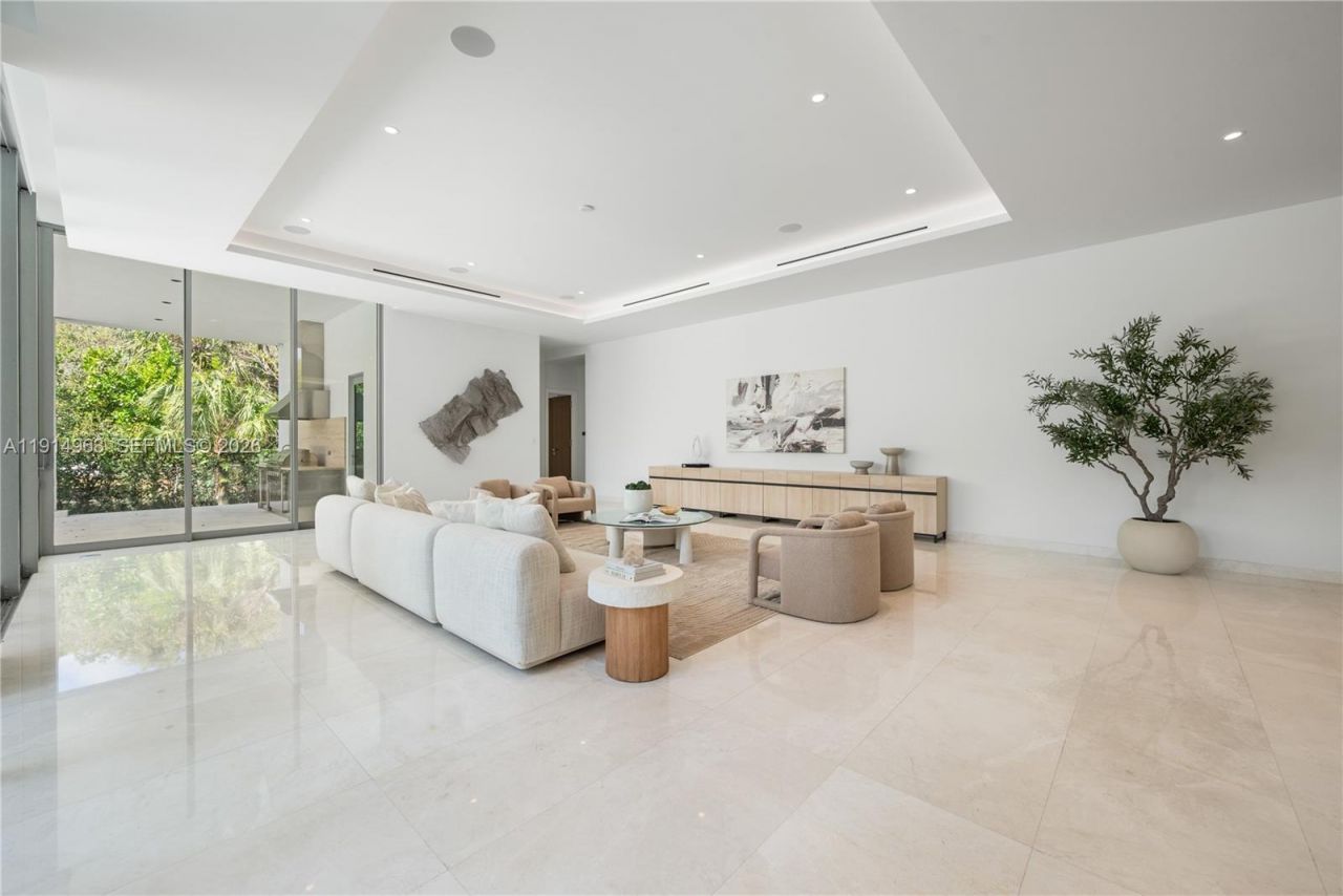 6720 SW 98th St, Pinecrest, FL 33156 Photo