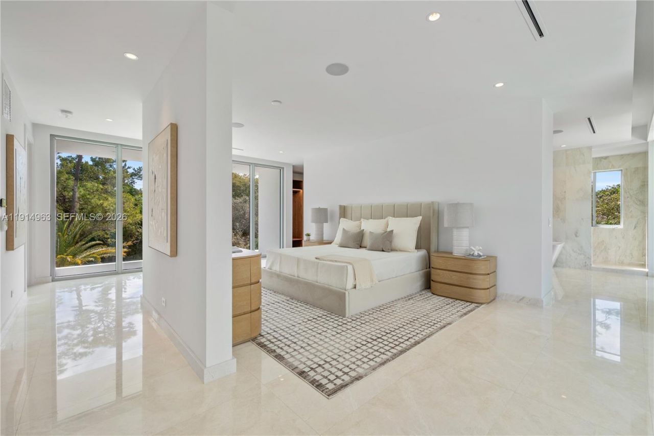 6720 SW 98th St, Pinecrest, FL 33156 Photo