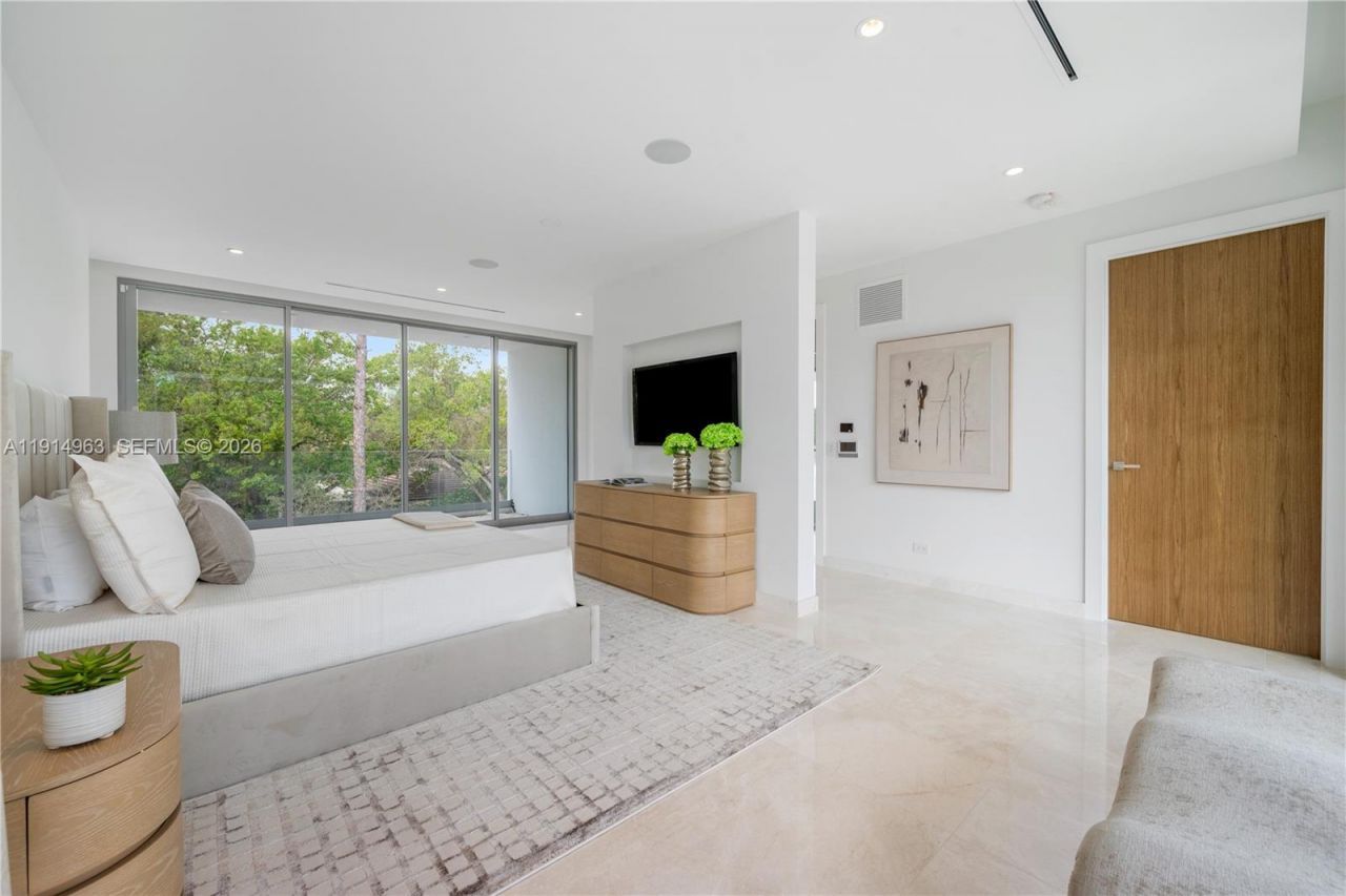 6720 SW 98th St, Pinecrest, FL 33156 Photo