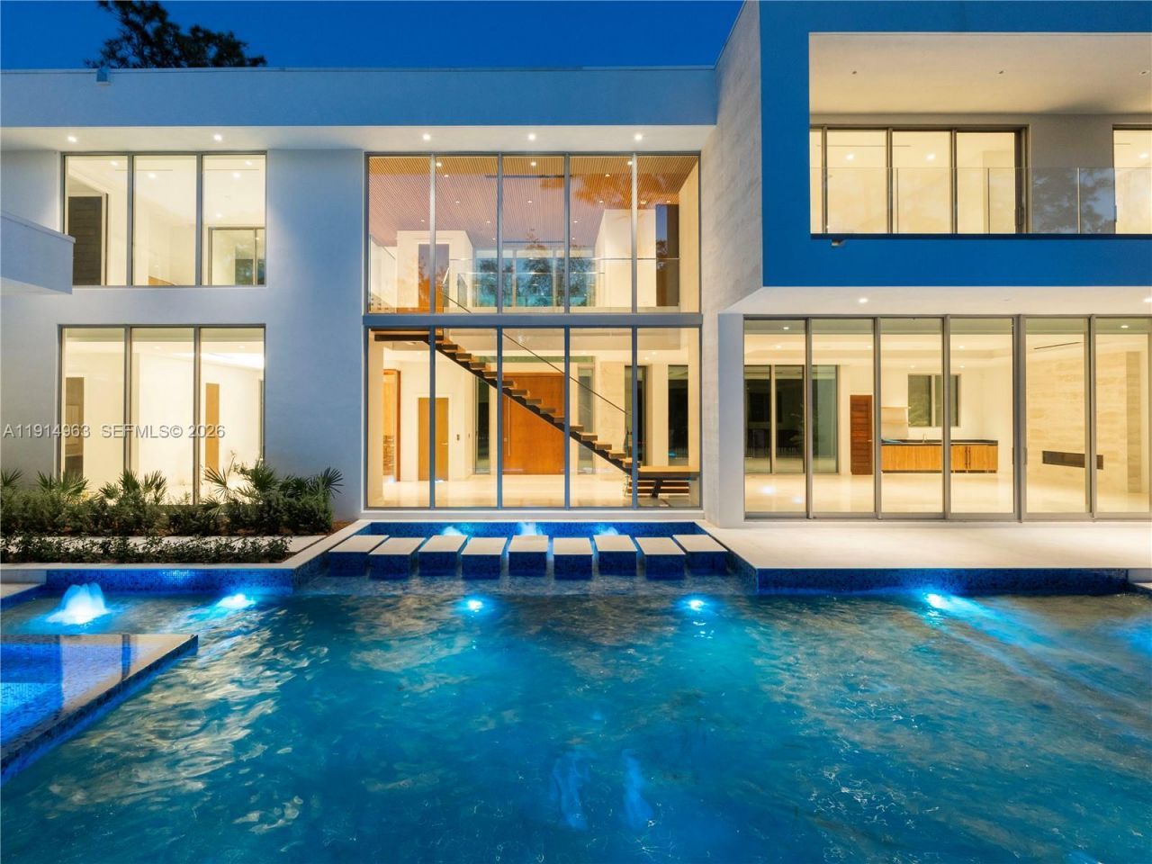 6720 SW 98th St, Pinecrest, FL 33156 Photo