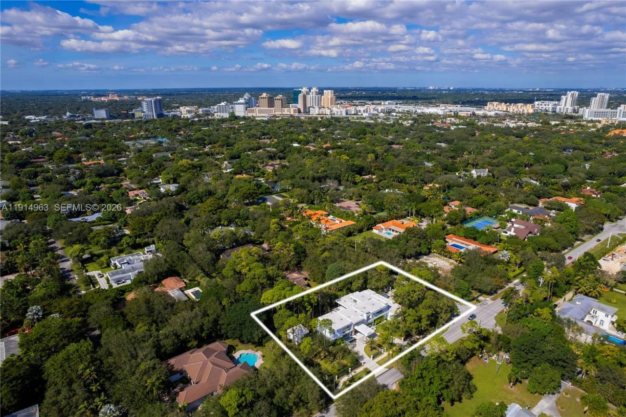 6720 SW 98th St, Pinecrest, FL 33156 Photo