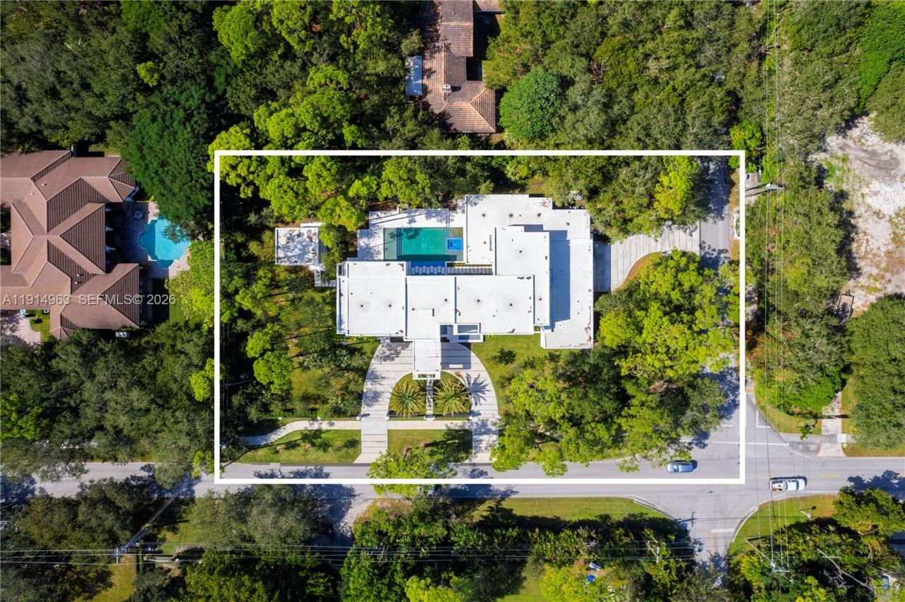 6720 SW 98th St, Pinecrest, FL 33156 Photo