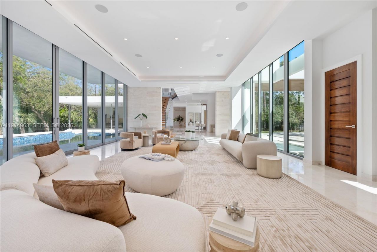 6720 SW 98th St, Pinecrest, FL 33156 Photo