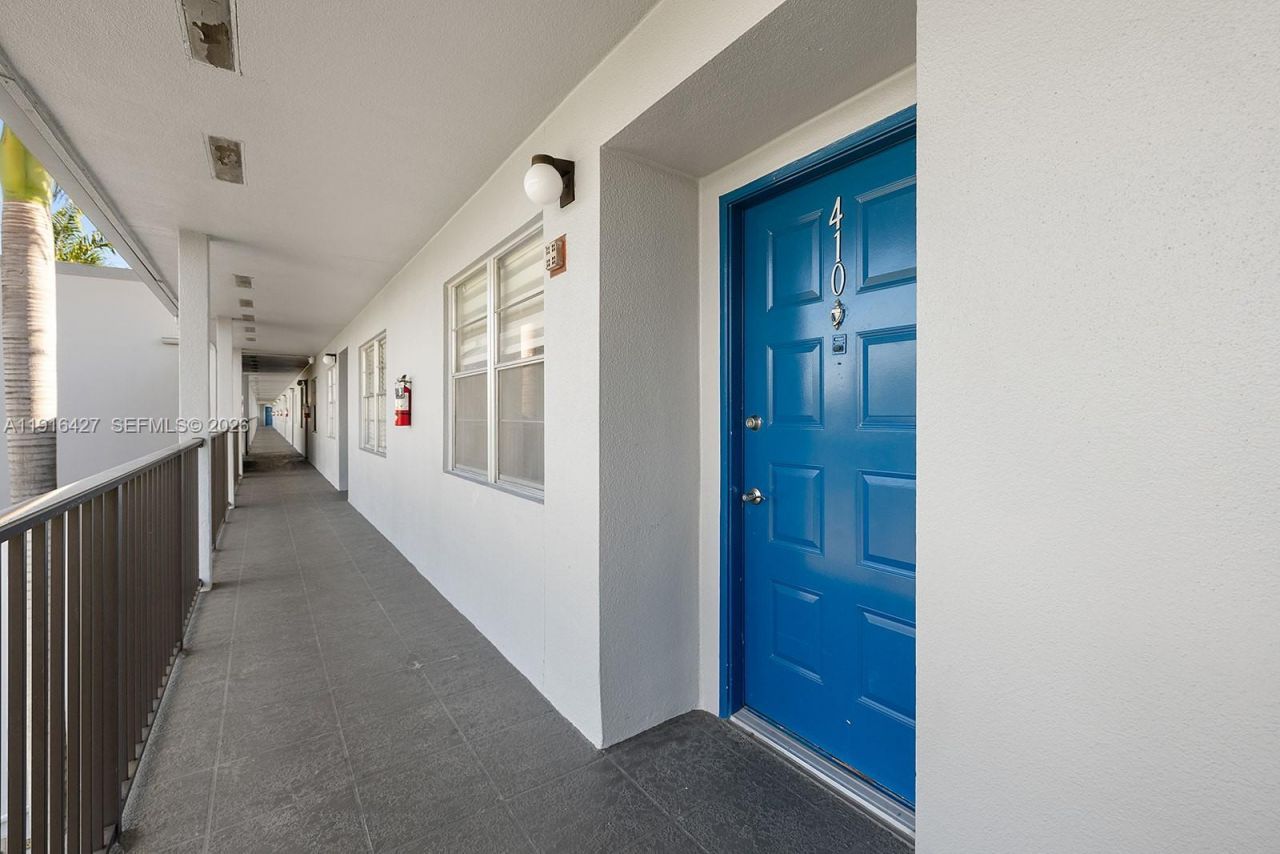 12500 SW 5th Ct, Unit 410M, Pembroke Pines, FL 33027 Photo