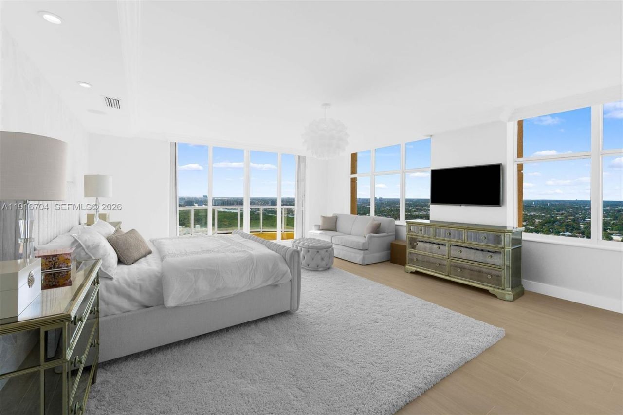 2100 N Ocean Blvd, Unit 30A, Fort Lauderdale, FL 33305 Photo