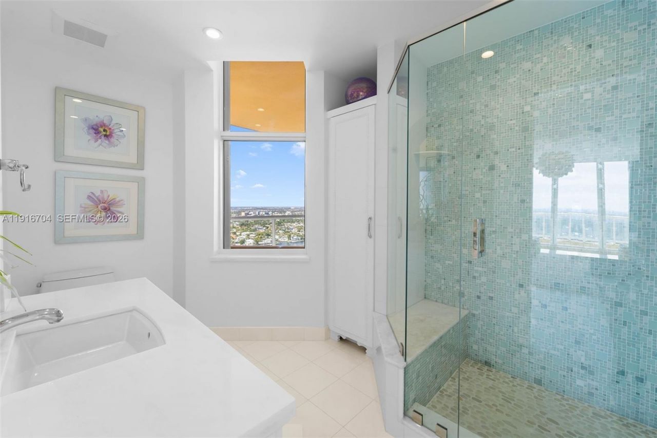 2100 N Ocean Blvd, Unit 30A, Fort Lauderdale, FL 33305 Photo