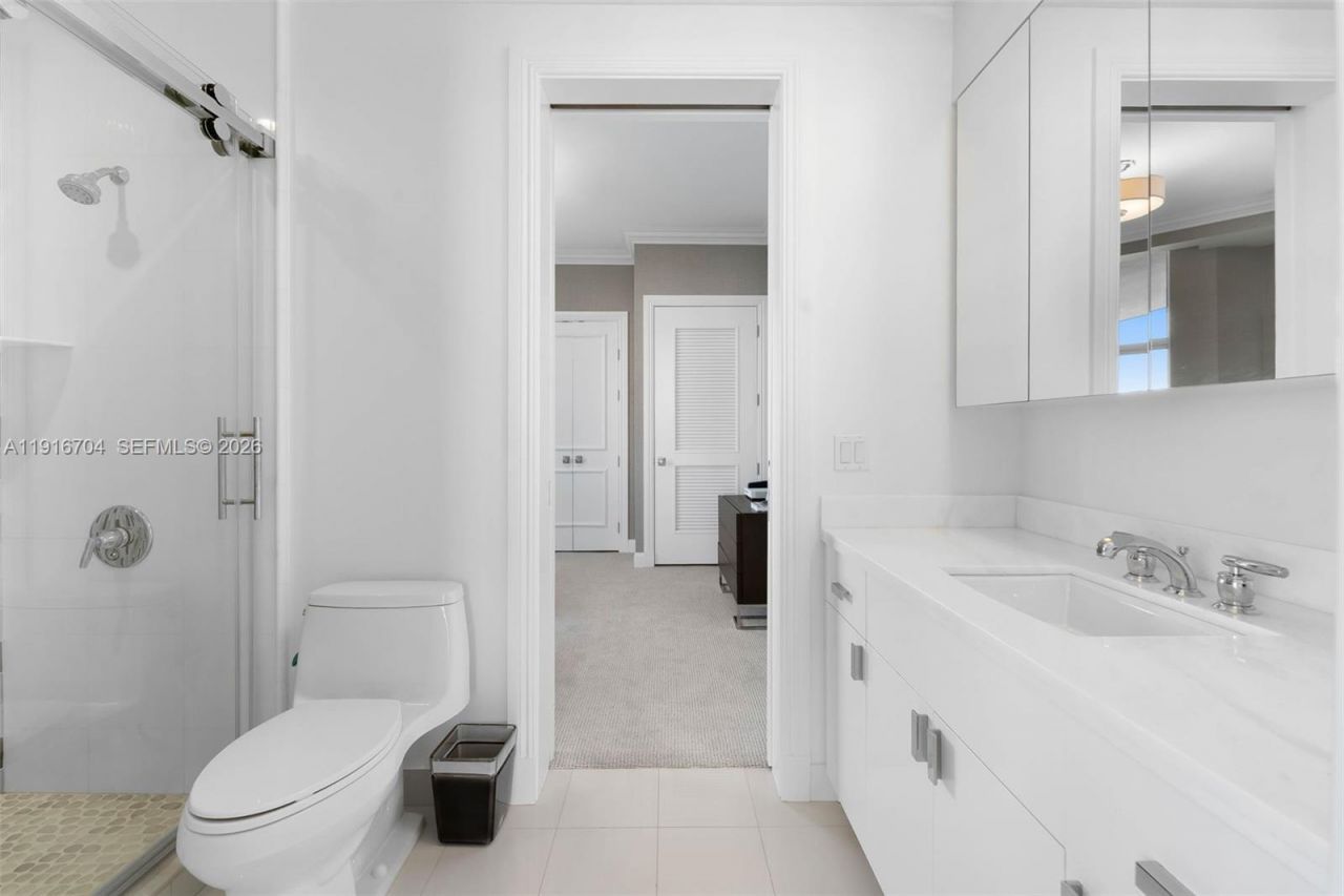 2100 N Ocean Blvd, Unit 30A, Fort Lauderdale, FL 33305 Photo