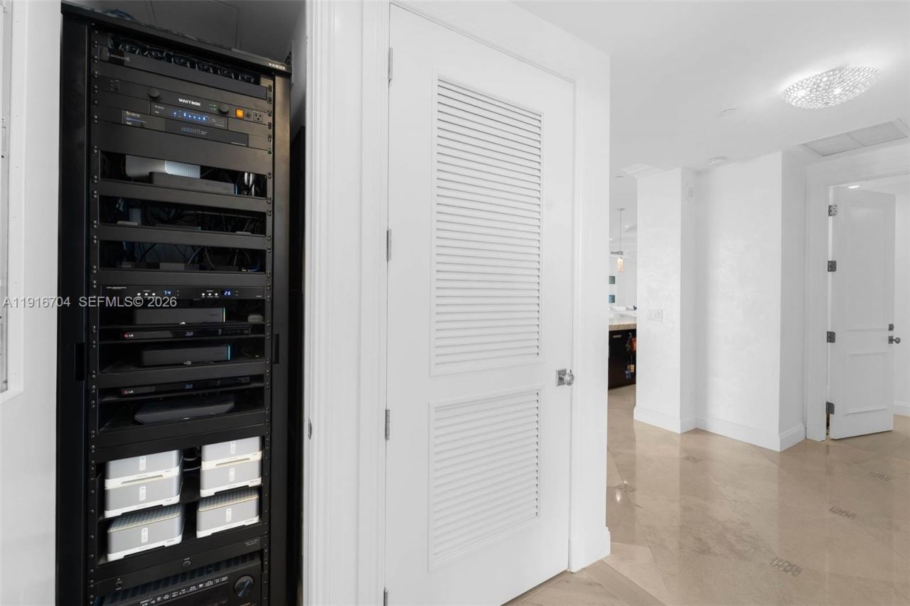 2100 N Ocean Blvd, Unit 30A, Fort Lauderdale, FL 33305 Photo