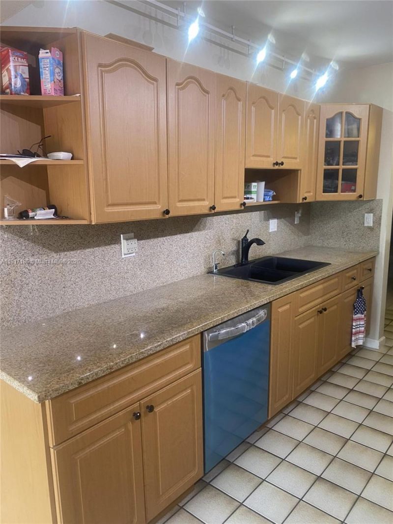 4802 Bayberry Ln, Tamarac, FL 33319 Photo