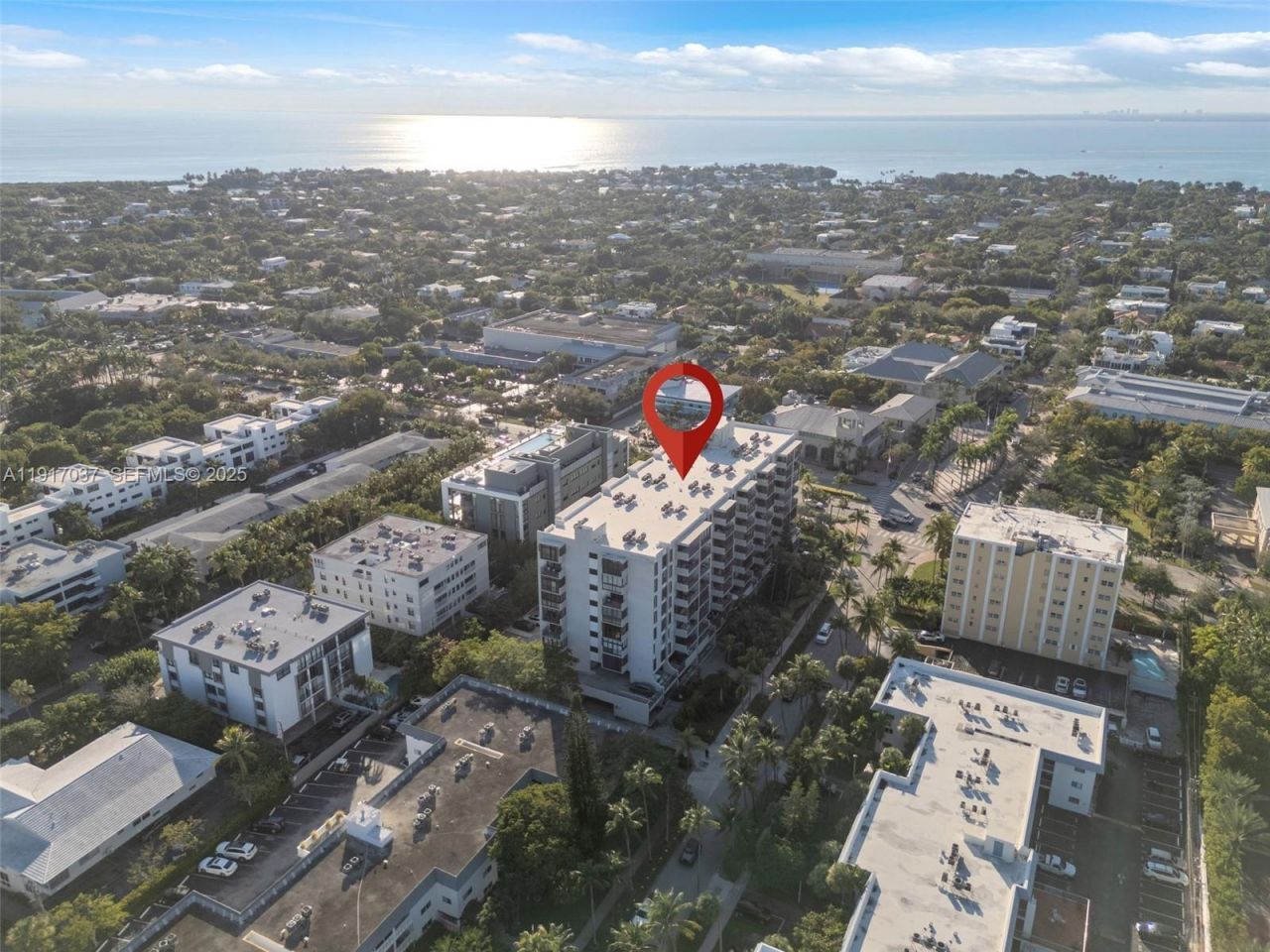 575 Crandon Blvd, Unit 504, Key Biscayne, FL 33149 Photo
