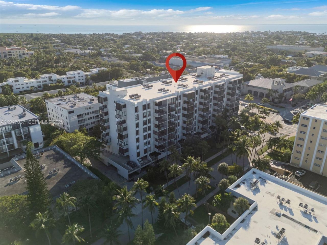 575 Crandon Blvd, Unit 504, Key Biscayne, FL 33149 Photo