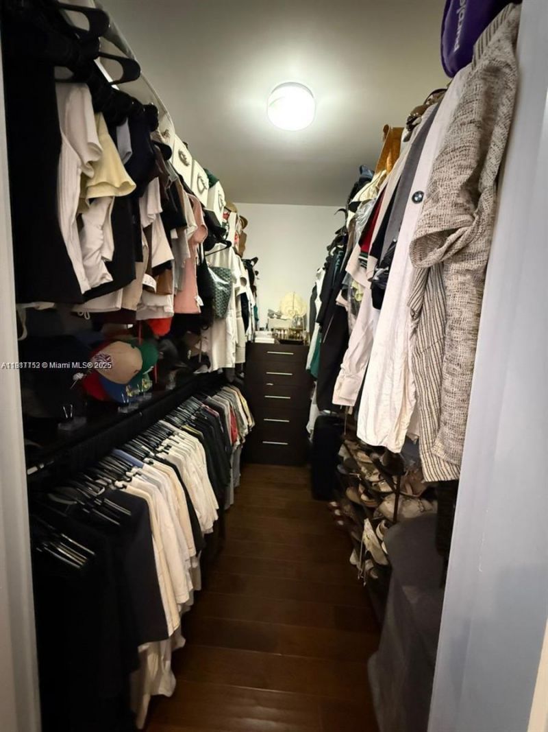 9165 NW 33rd St, Doral, FL 33172 Photo