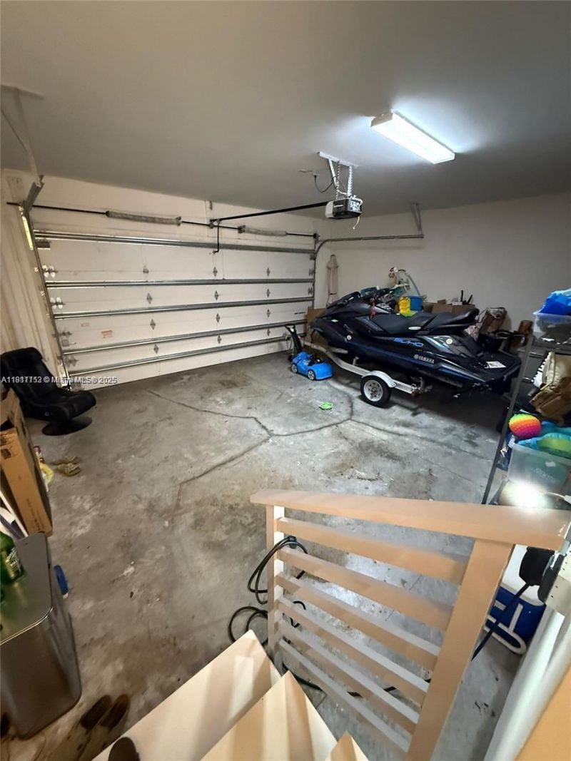 9165 NW 33rd St, Doral, FL 33172 Photo