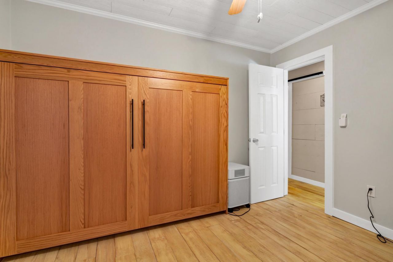 8525 Middleton Point Lane Photo 19