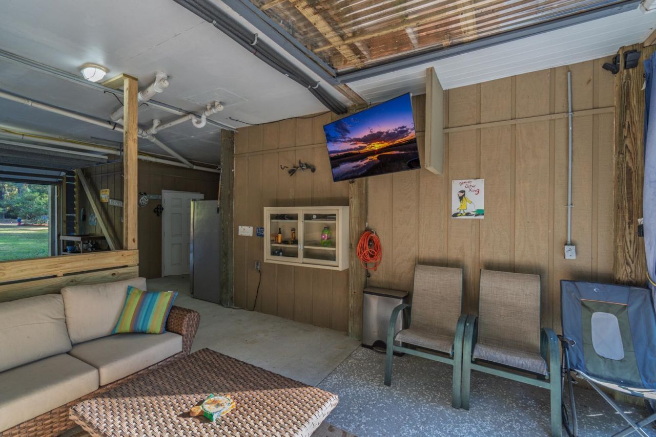 8525 Middleton Point Lane Photo 58