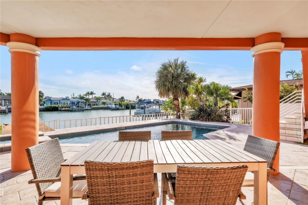 7924 3rd Avenue S, Saint Petersburg, FL 33707 Photo