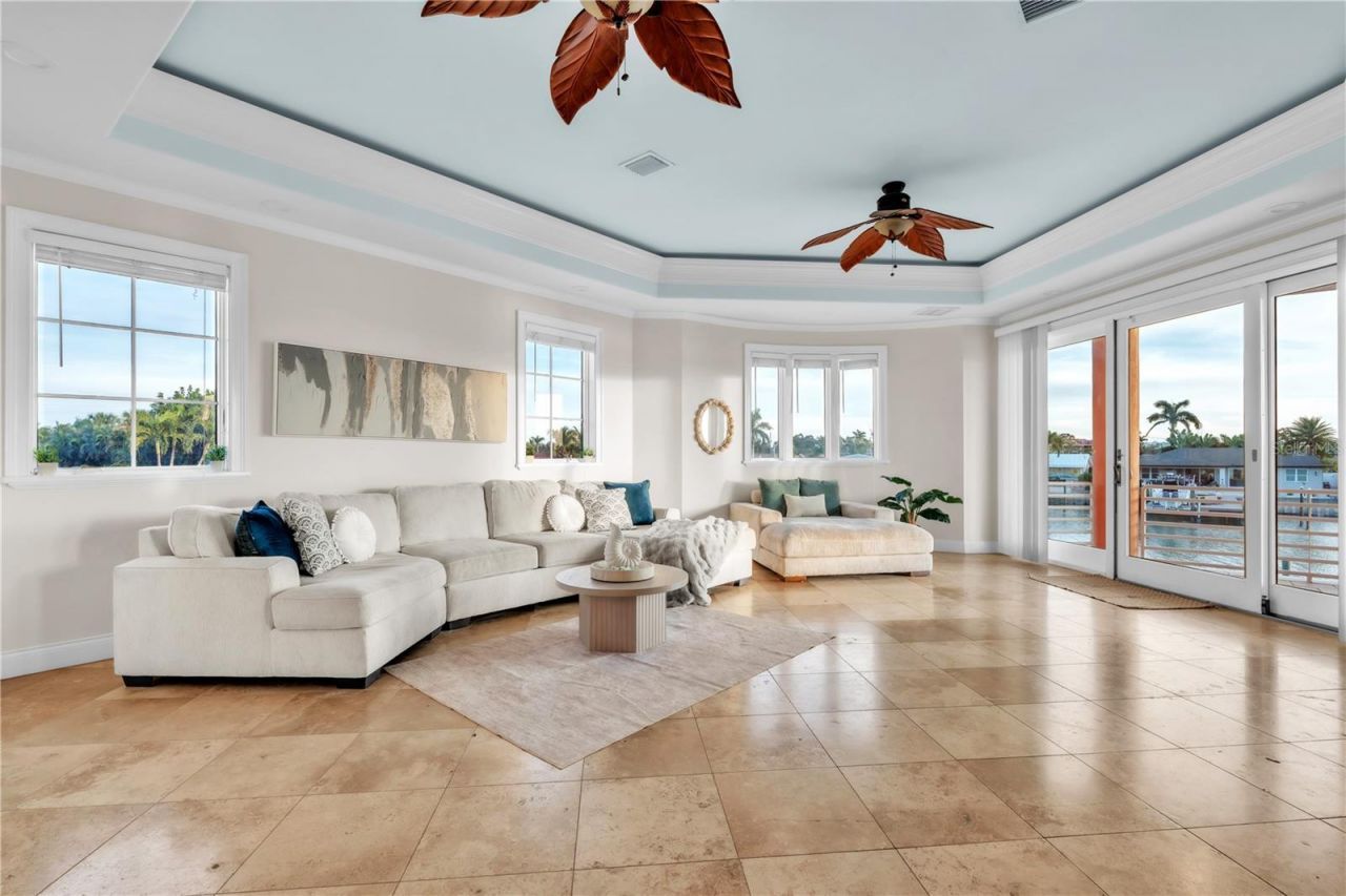 7924 3rd Avenue S, Saint Petersburg, FL 33707 Photo