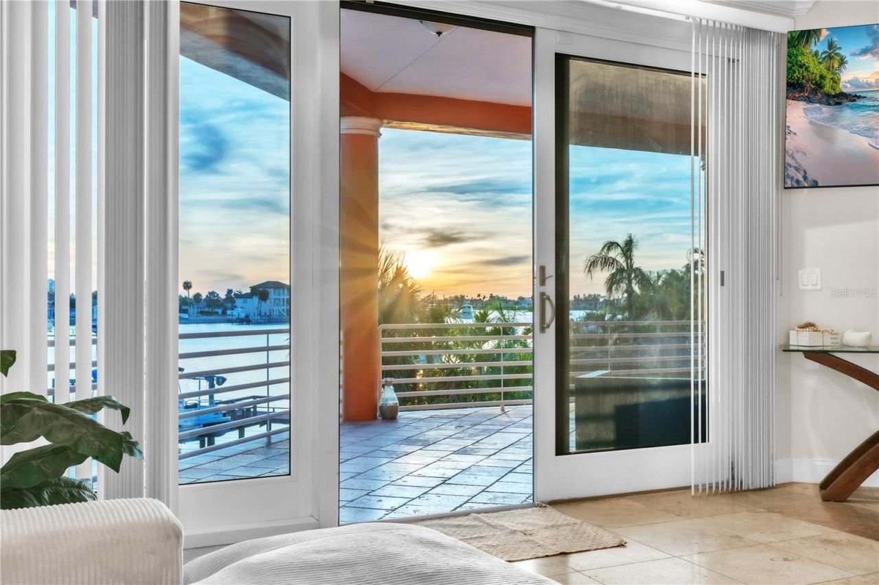 7924 3rd Avenue S, Saint Petersburg, FL 33707 Photo