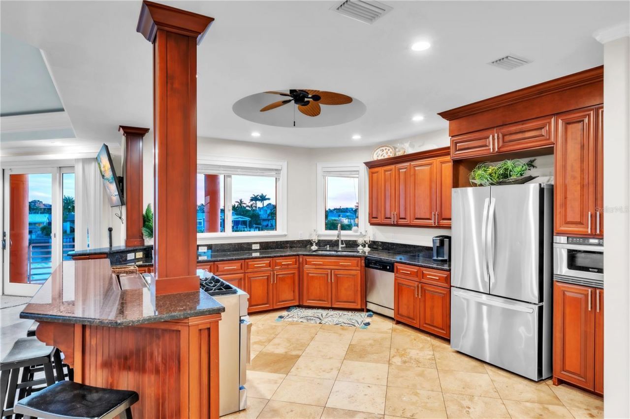 7924 3rd Avenue S, Saint Petersburg, FL 33707 Photo