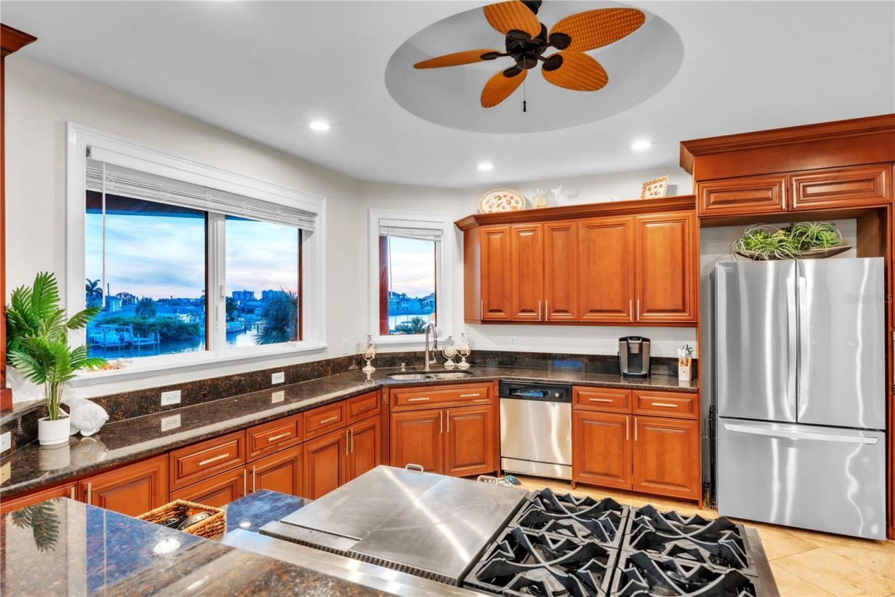 7924 3rd Avenue S, Saint Petersburg, FL 33707 Photo