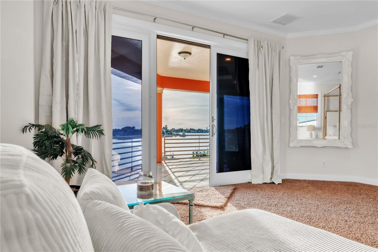 7924 3rd Avenue S, Saint Petersburg, FL 33707 Photo