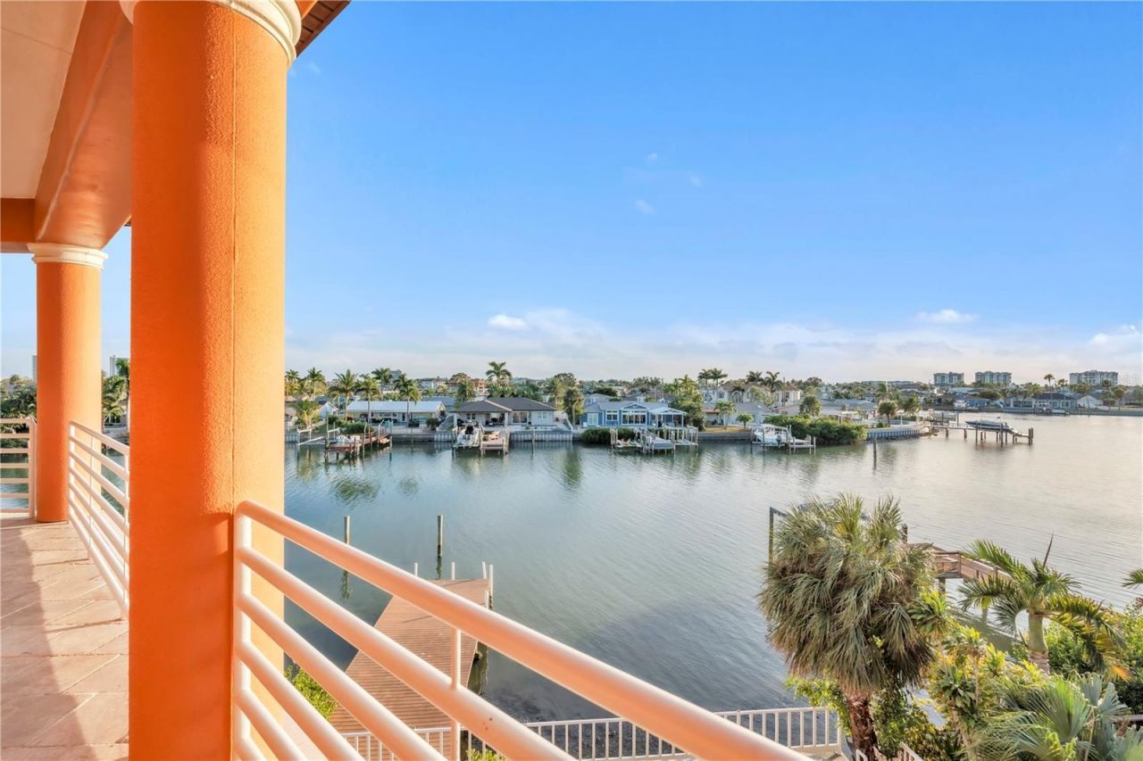 7924 3rd Avenue S, Saint Petersburg, FL 33707 Photo