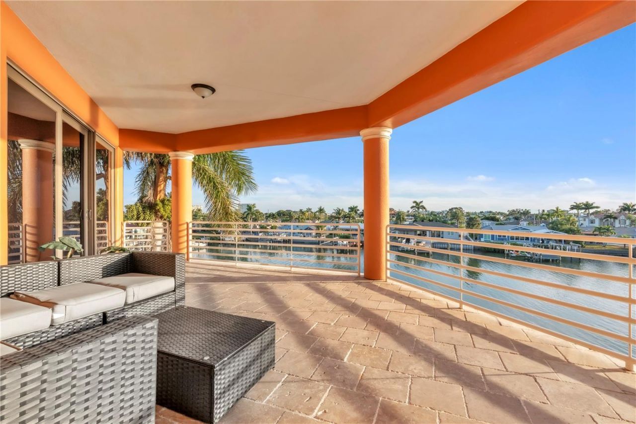 7924 3rd Avenue S, Saint Petersburg, FL 33707 Photo