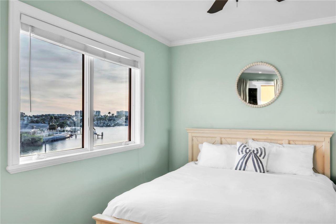 7924 3rd Avenue S, Saint Petersburg, FL 33707 Photo