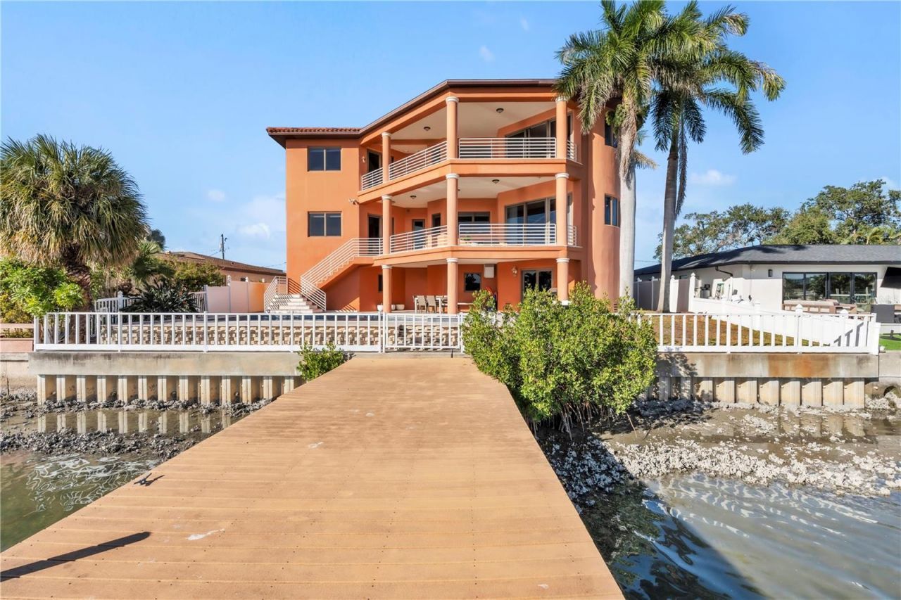 7924 3rd Avenue S, Saint Petersburg, FL 33707 Photo