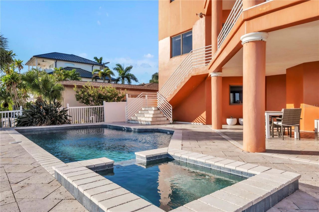 7924 3rd Avenue S, Saint Petersburg, FL 33707 Photo