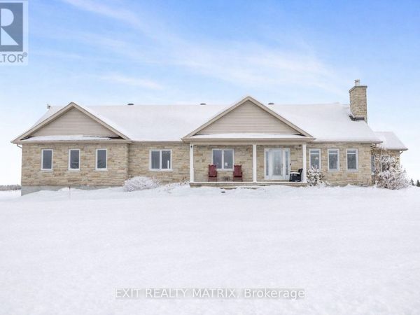 3139 Birchgrove Road, Ottawa, ON K4C1E5