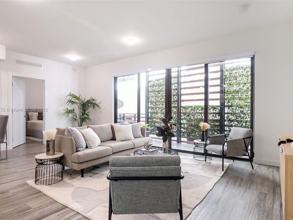 2955 S Bird Ave, Unit 1B, Miami, FL 33133