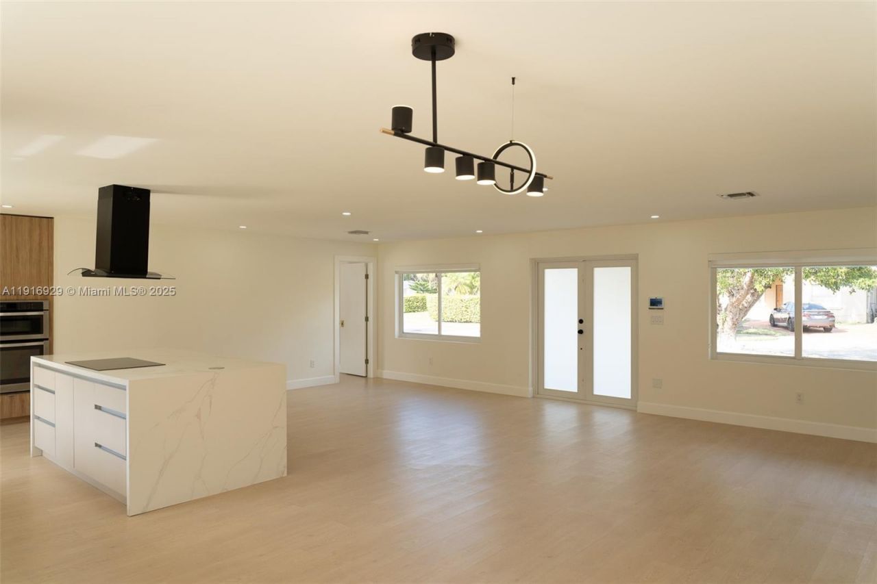 14868 SW 71st Ln, Miami, FL 33193 Photo