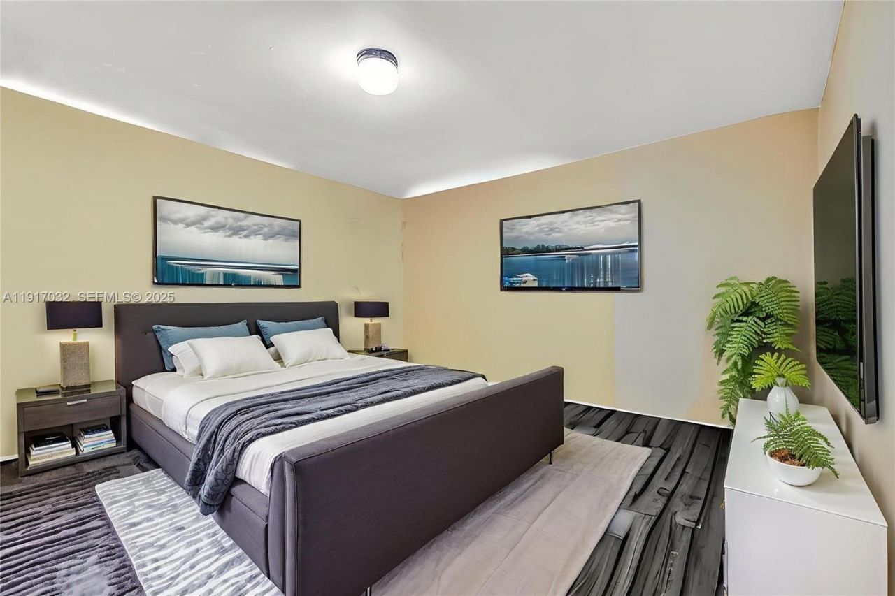 1024 N 24th, Hollywood, FL 33020 Photo