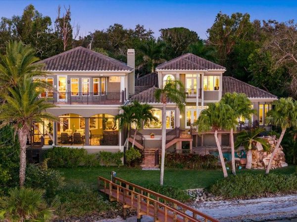 2115 LYCHEE LANE, NOKOMIS, FL 34275