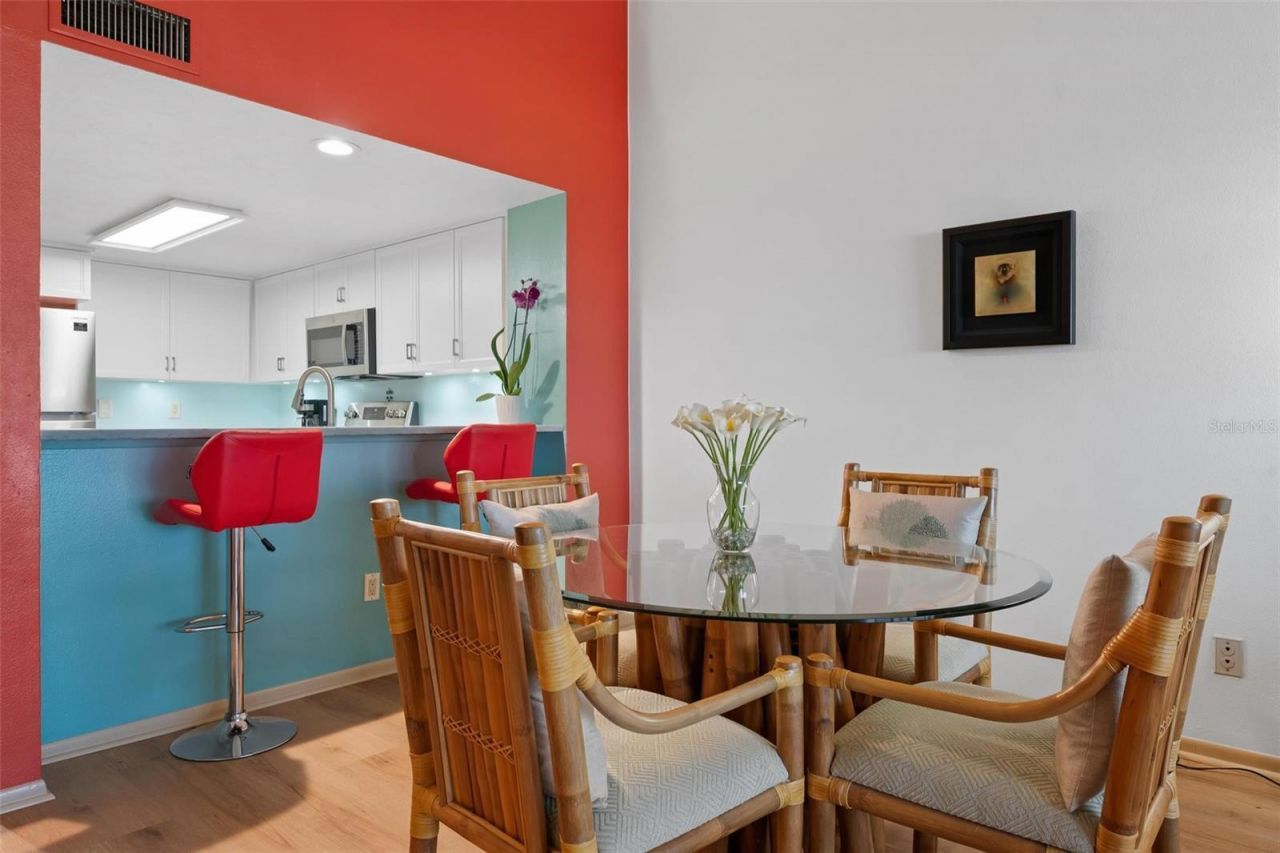 1007 Gulf Drive N, Unit 208, Bradenton Beach, FL 34217 Photo