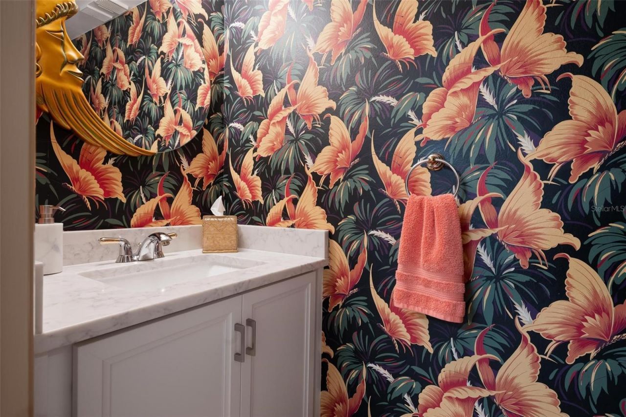 1007 Gulf Drive N, Unit 208, Bradenton Beach, FL 34217 Photo