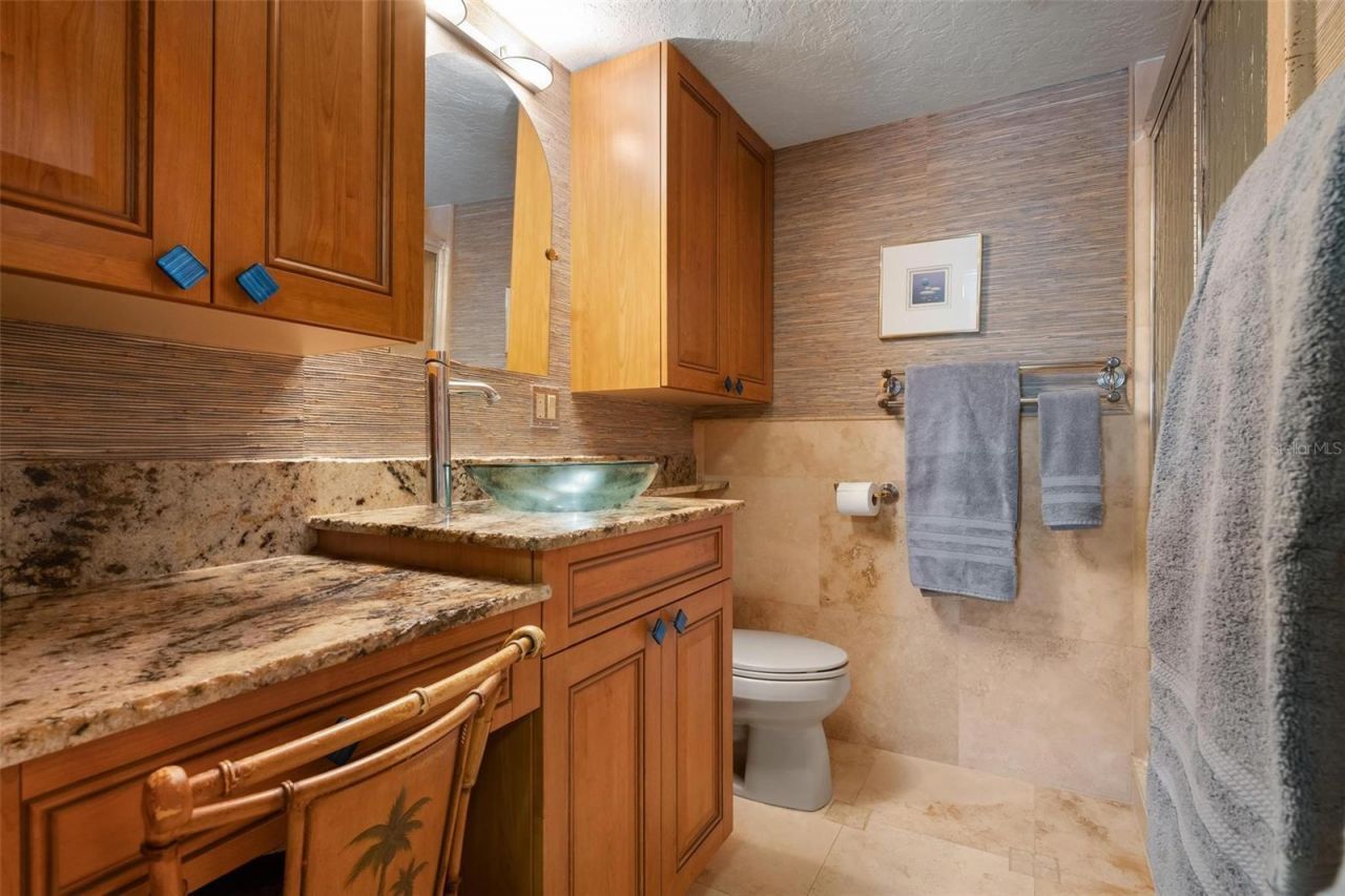 1007 Gulf Drive N, Unit 208, Bradenton Beach, FL 34217 Photo