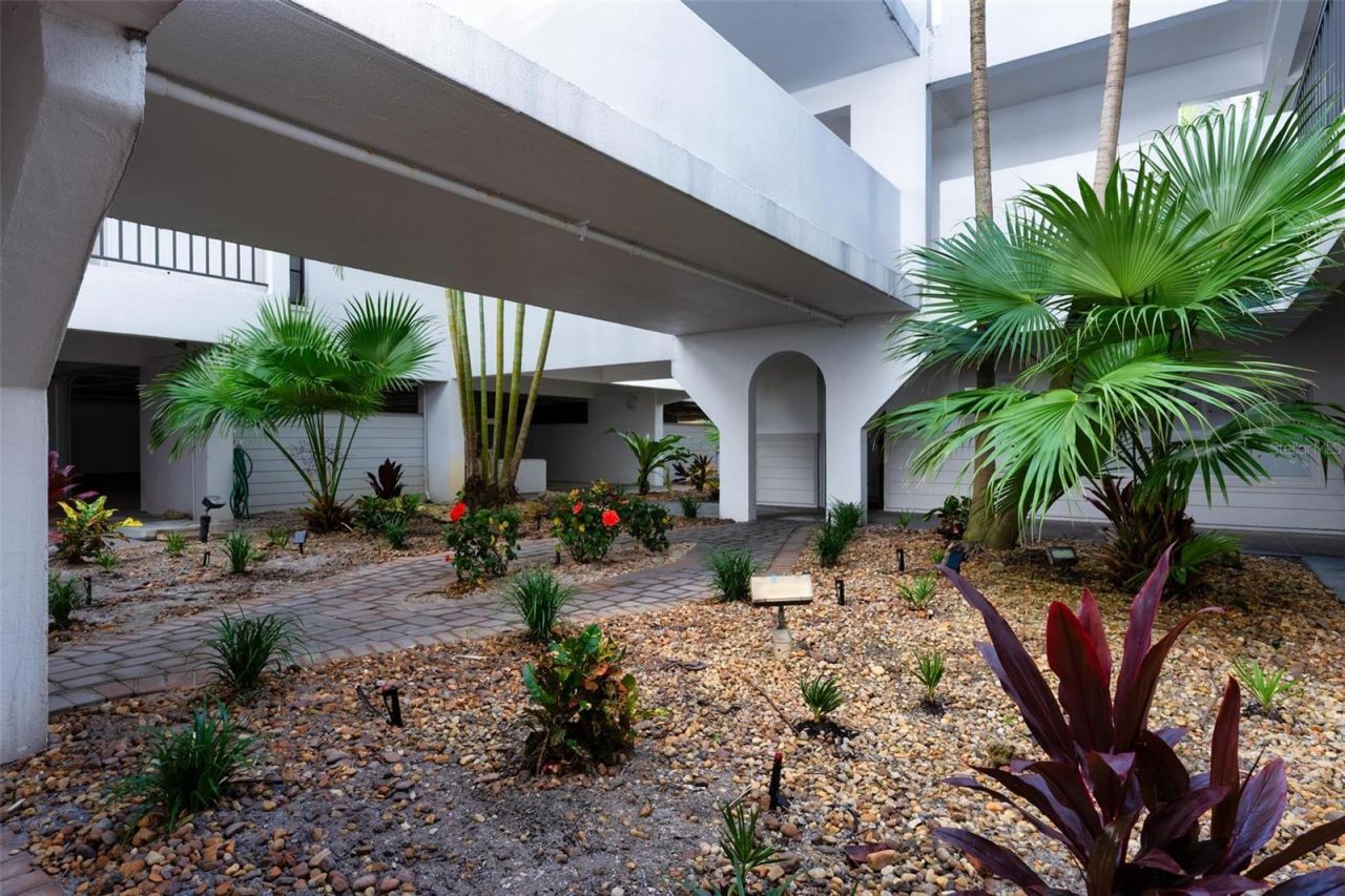 1007 Gulf Drive N, Unit 208, Bradenton Beach, FL 34217 Photo