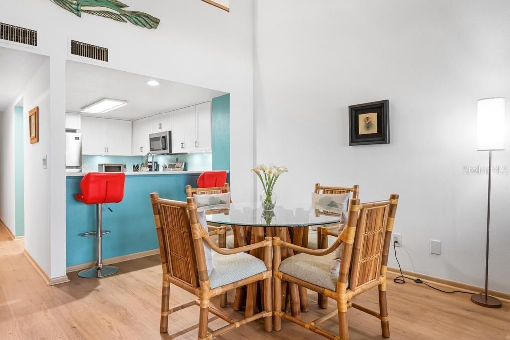 1007 Gulf Drive N, Unit 208, Bradenton Beach, FL 34217 Photo