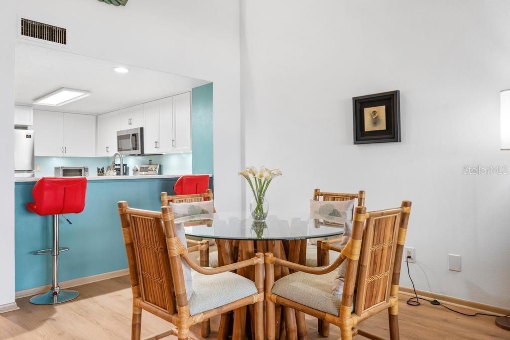 1007 Gulf Drive N, Unit 208, Bradenton Beach, FL 34217 Photo