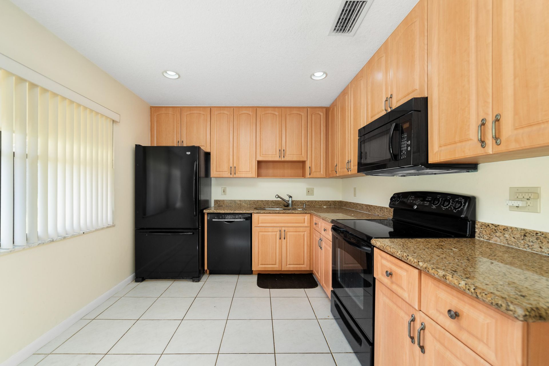 1720 Palmland Drive, Unit 5a, Boynton Beach, FL 33436 Photo