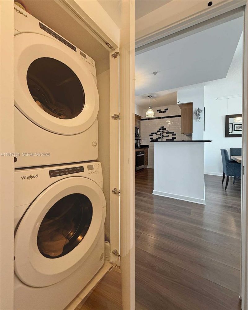 325 S Biscayne Blvd, Unit 2918, Miami, FL 33131 Photo