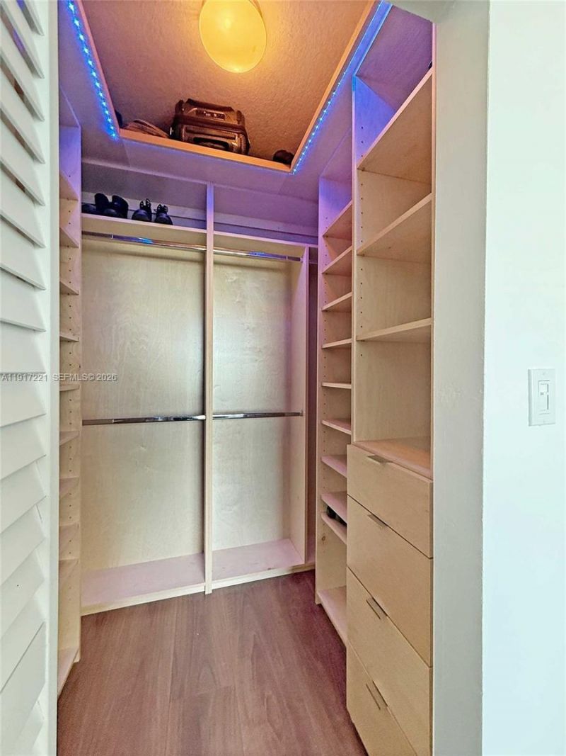 325 S Biscayne Blvd, Unit 2918, Miami, FL 33131 Photo