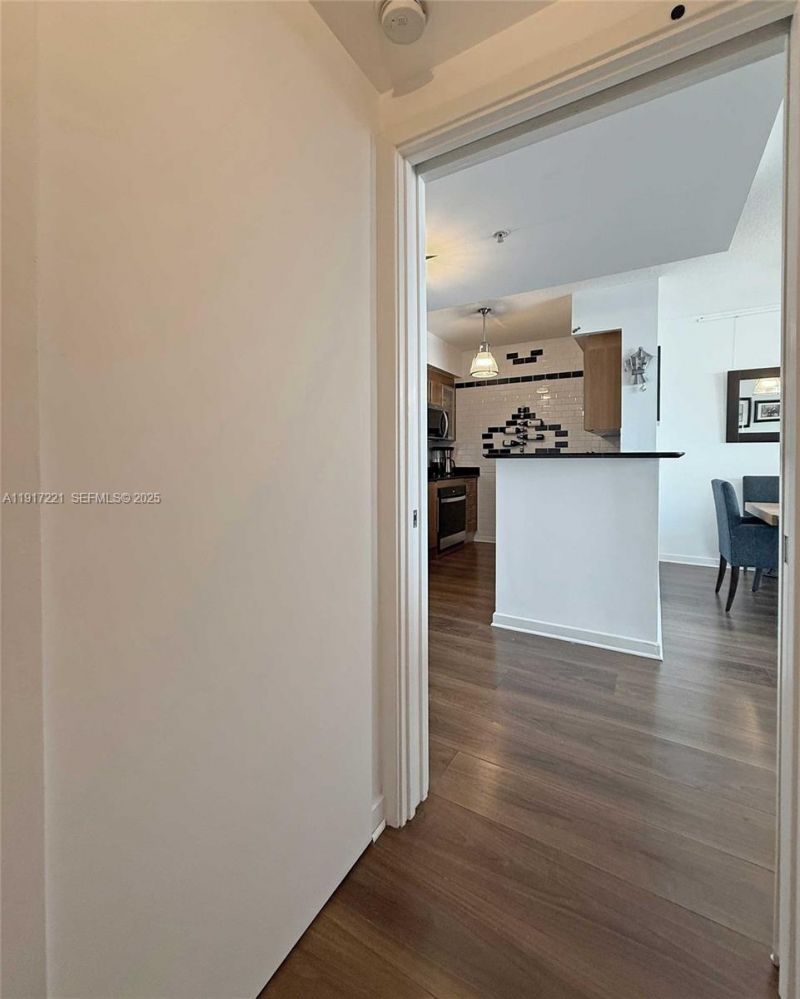 325 S Biscayne Blvd, Unit 2918, Miami, FL 33131 Photo