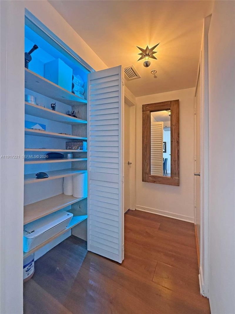 325 S Biscayne Blvd, Unit 2918, Miami, FL 33131 Photo