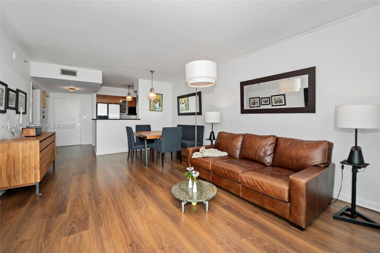 325 S Biscayne Blvd, Unit 2918, Miami, FL 33131 Photo