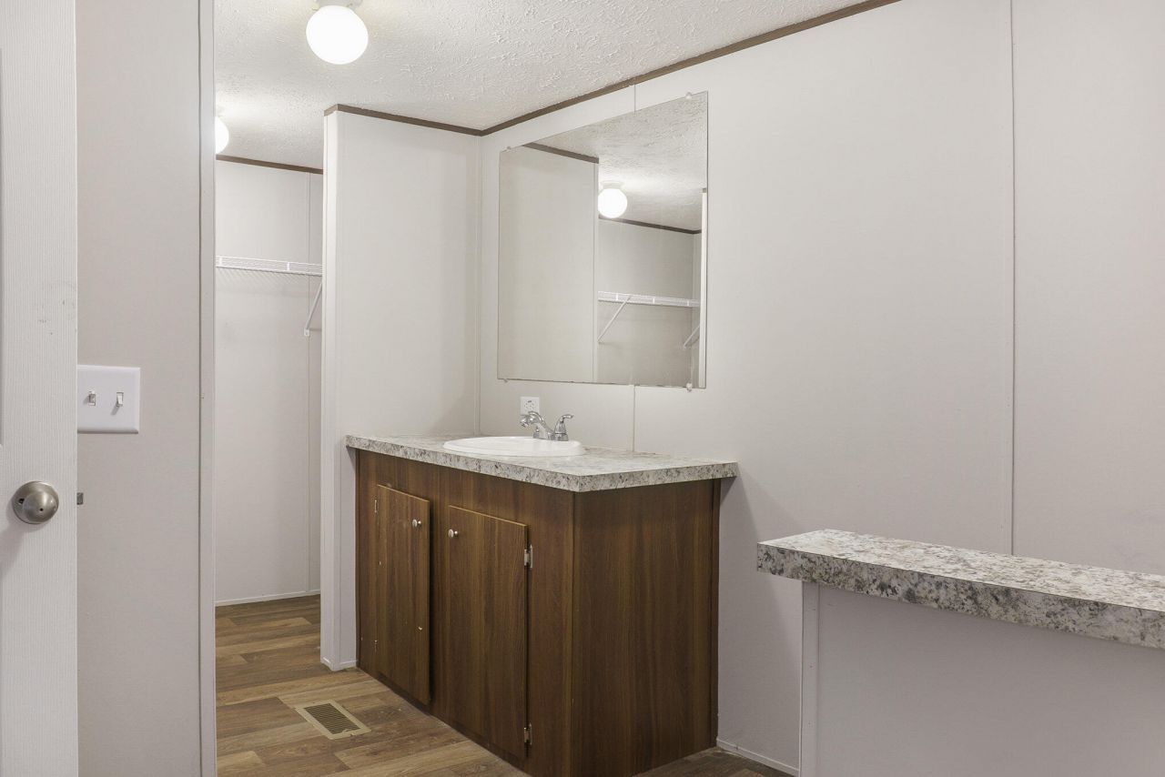 108 Browns Family Place Photo 11