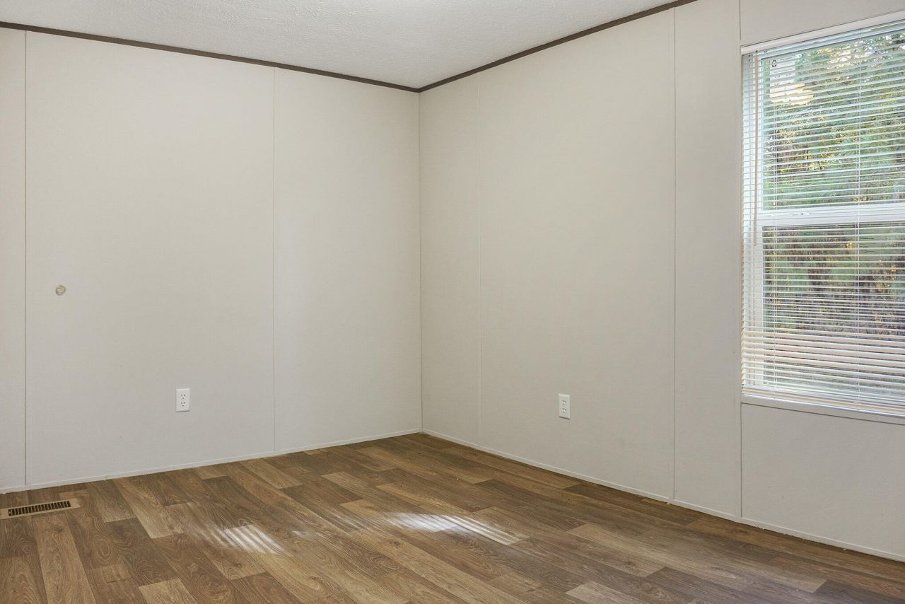 108 Browns Family Place Photo 16