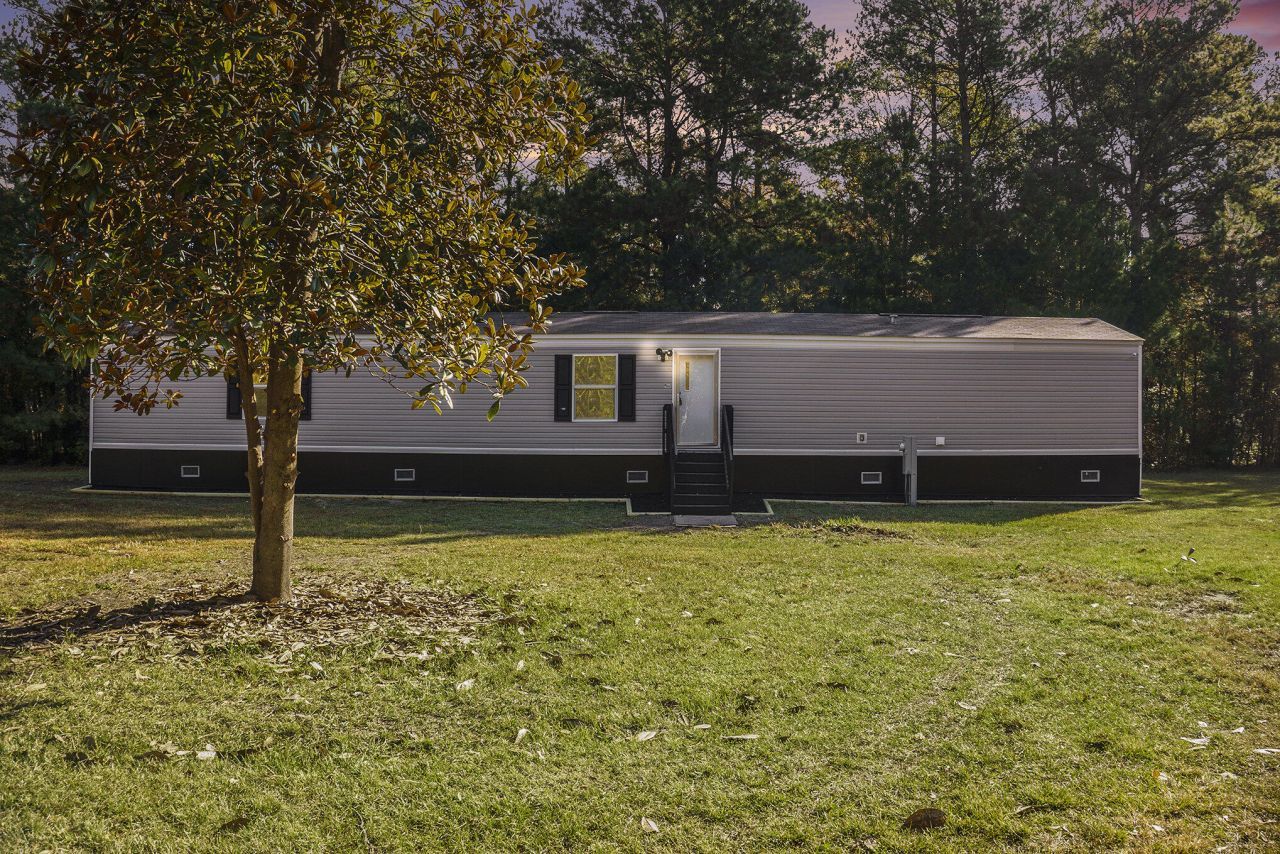 108 Browns Family Place Photo 2